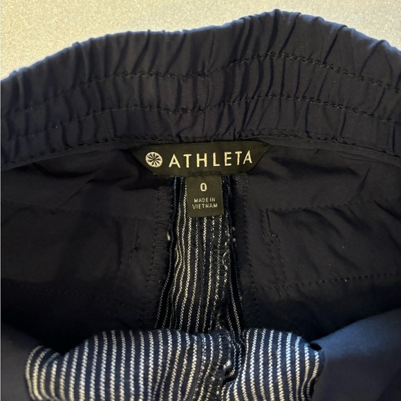 Athleta Beachside Linen Striped Shorts - Picture 3 of 7